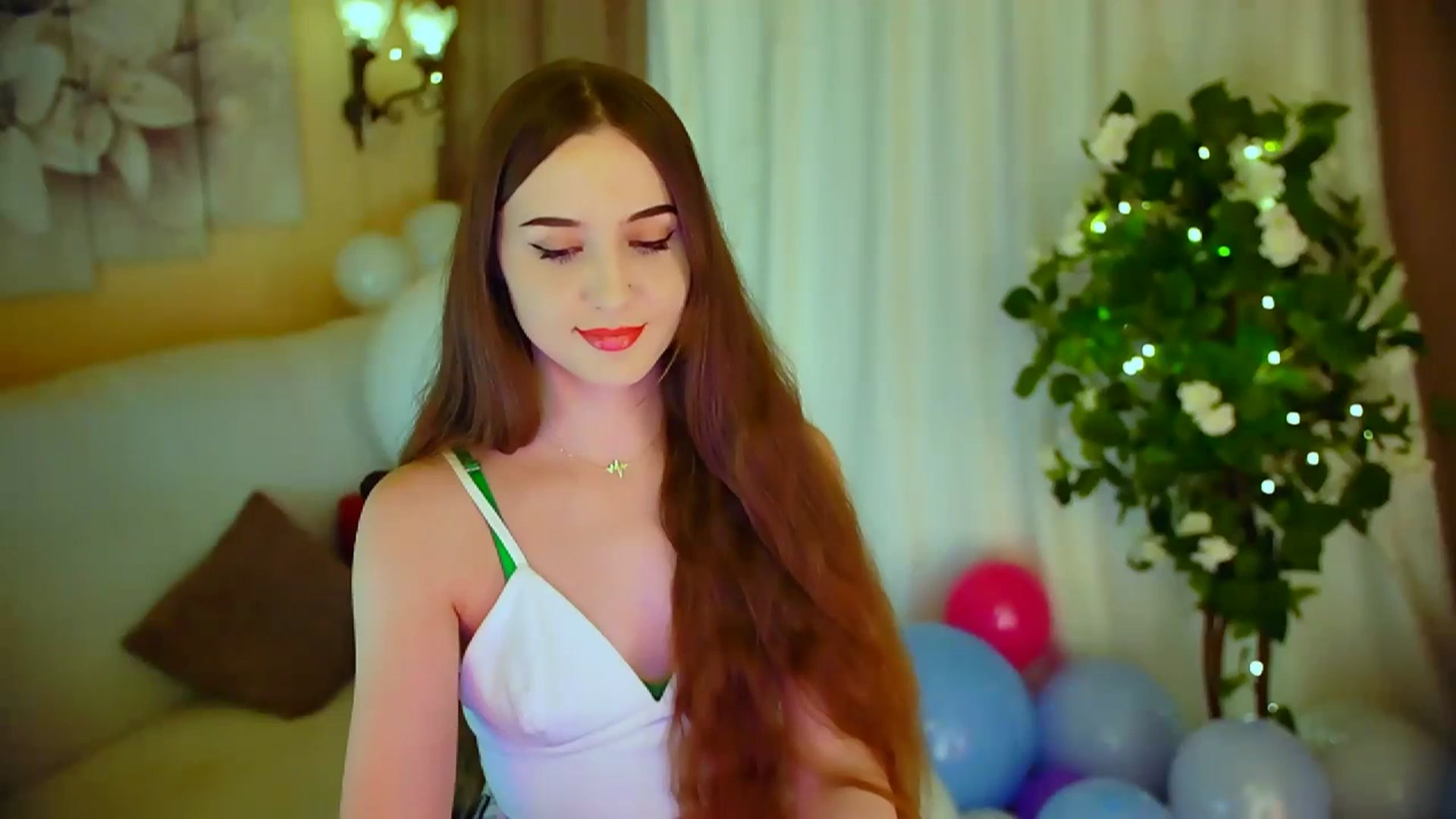 Gallery image thumbnail from Innocent_Soul's myfreecams stream on, 04/30/2024, 17:22 image 18 of 20