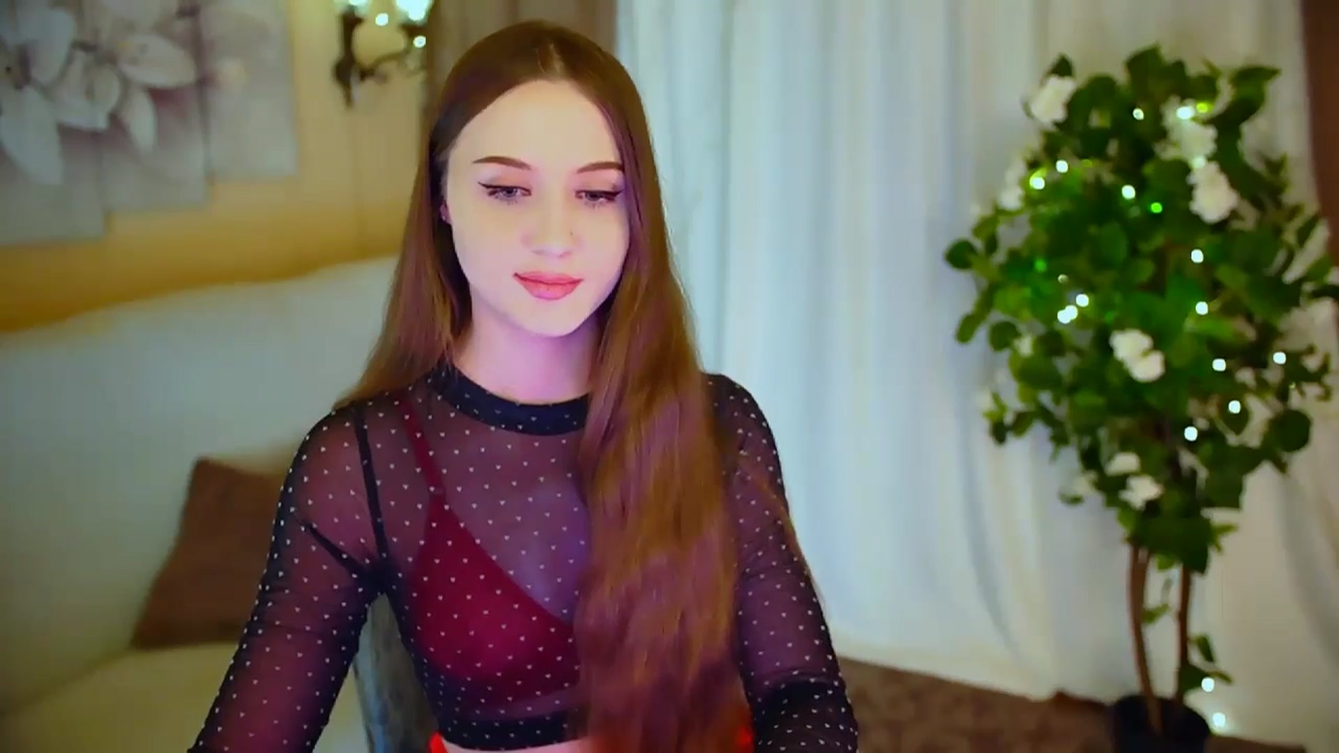 Gallery image thumbnail from Innocent_Soul's myfreecams stream on, 05/17/2024, 18:32 image 9 of 20