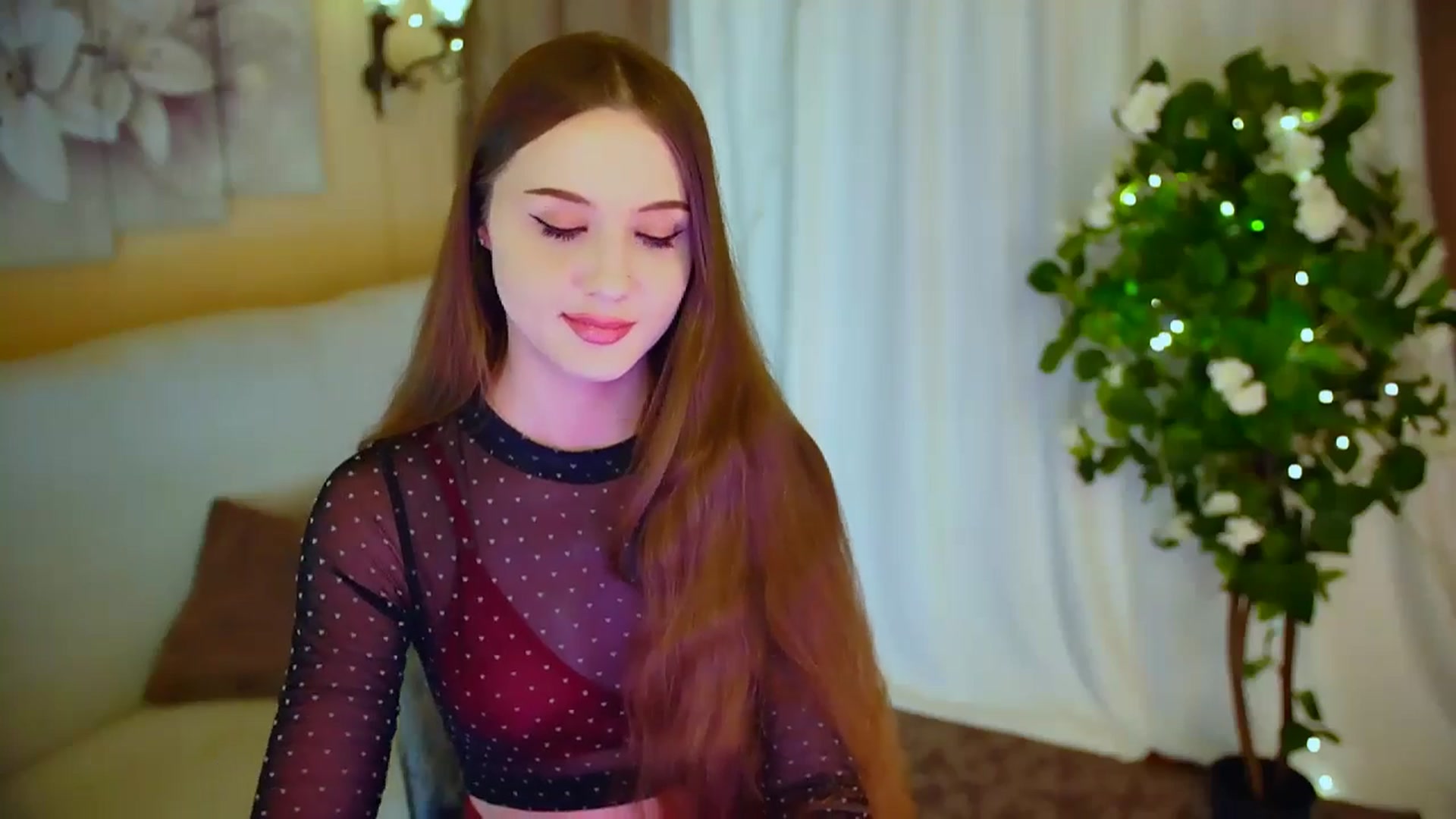 Gallery image thumbnail from Innocent_Soul's myfreecams stream on, 05/17/2024, 18:32 image 3 of 20