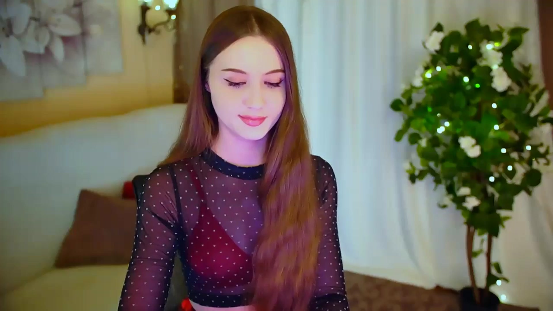 Gallery image thumbnail from Innocent_Soul's myfreecams stream on, 05/17/2024, 18:32 image 15 of 20