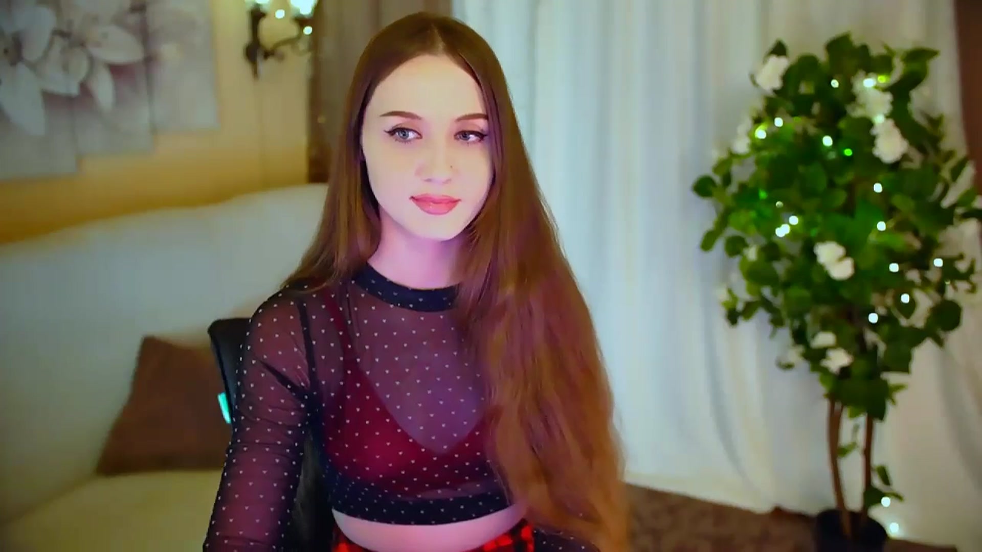 Gallery image thumbnail from Innocent_Soul's myfreecams stream on, 05/17/2024, 19:34 image 9 of 20