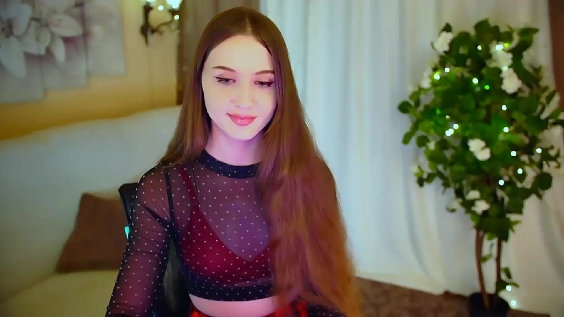 Gallery image thumbnail from Innocent_Soul's myfreecams stream on, 05/17/2024, 19:34 image 12 of 20