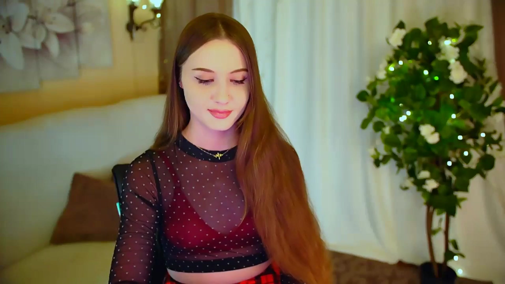 Gallery image thumbnail from Innocent_Soul's myfreecams stream on, 05/17/2024, 21:35 image 9 of 20