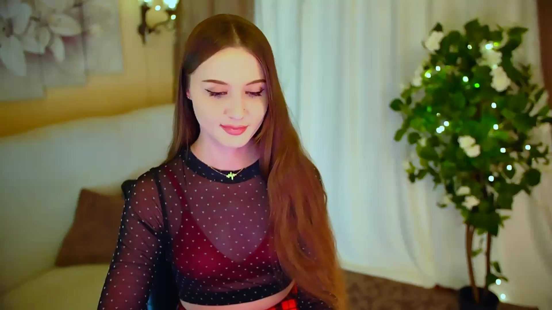Gallery image thumbnail from Innocent_Soul's myfreecams stream on, 05/17/2024, 21:35 image 4 of 20