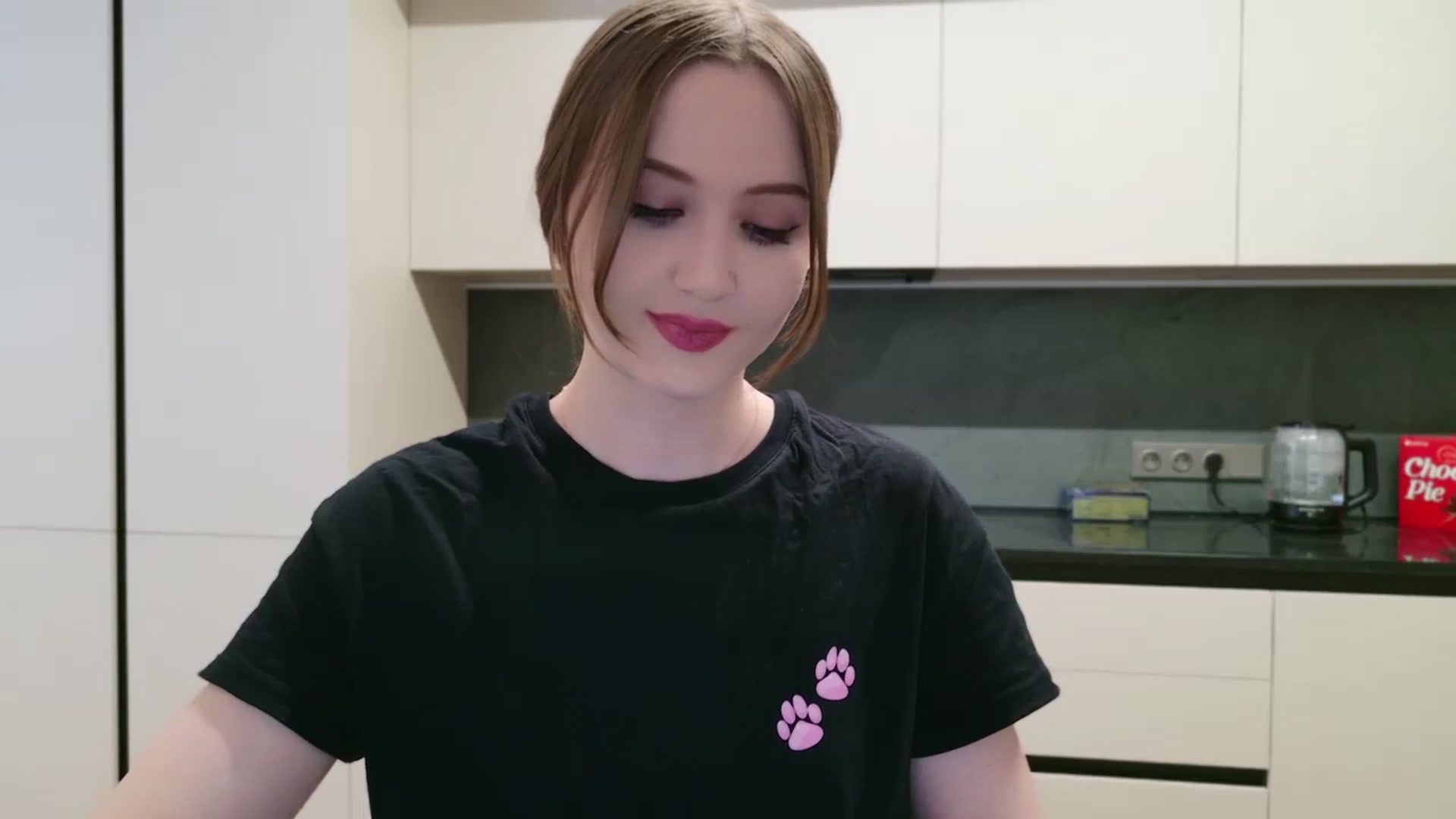 Gallery image thumbnail from Innocent_Soul's myfreecams stream on, 05/18/2024, 12:49 image 17 of 20