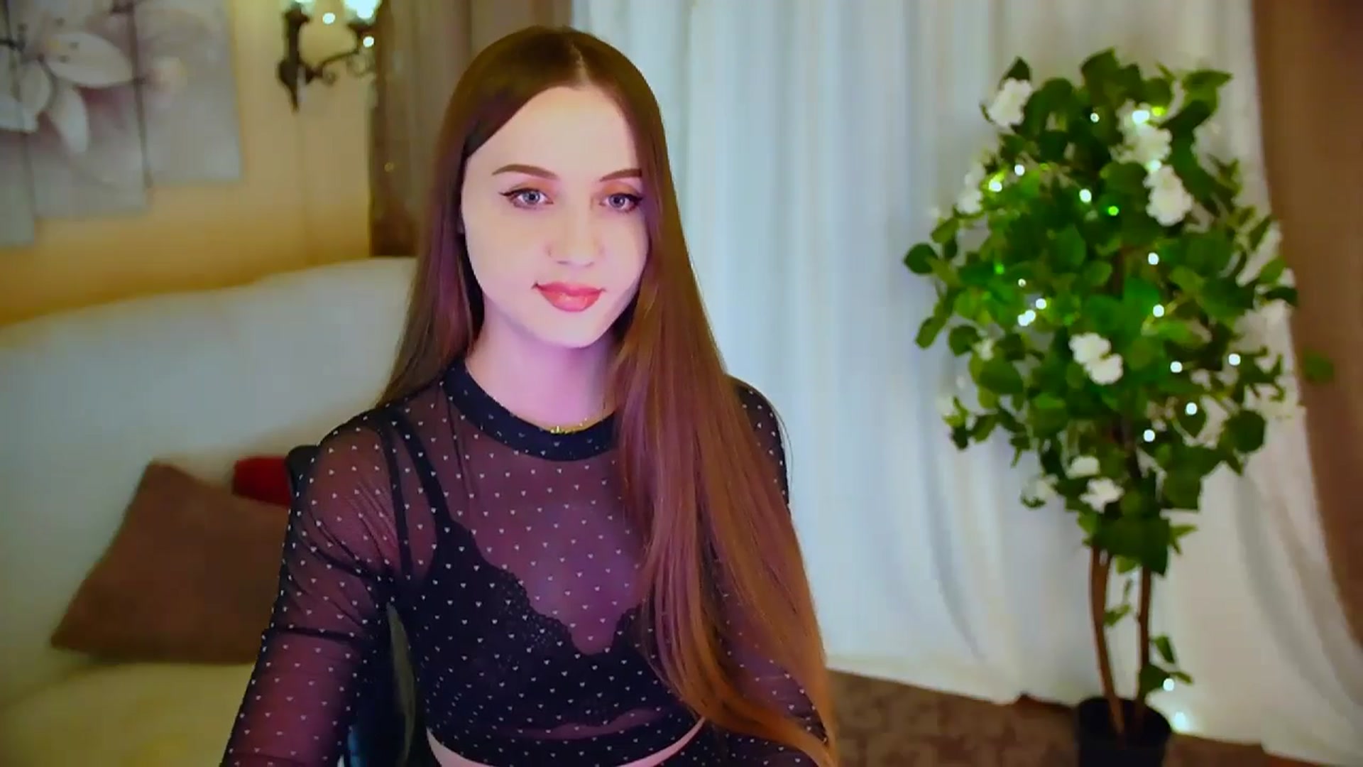 Gallery image thumbnail from Innocent_Soul's myfreecams stream on, 05/20/2024, 19:16 image 9 of 20