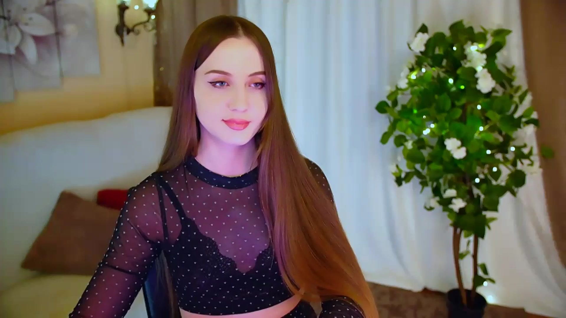 Gallery image thumbnail from Innocent_Soul's myfreecams stream on, 05/20/2024, 20:14 image 11 of 20