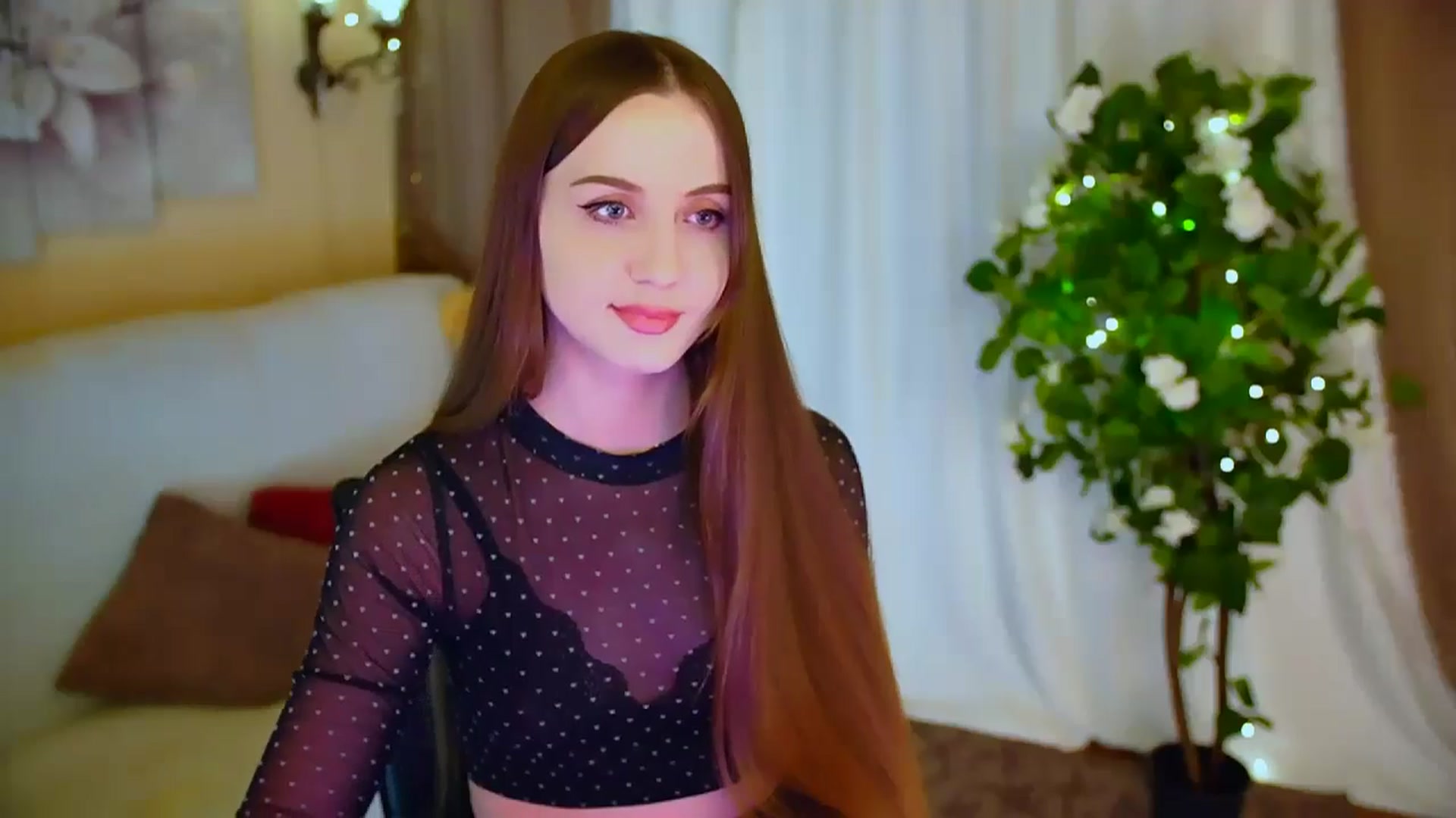 Gallery image thumbnail from Innocent_Soul's myfreecams stream on, 05/20/2024, 20:14 image 15 of 20