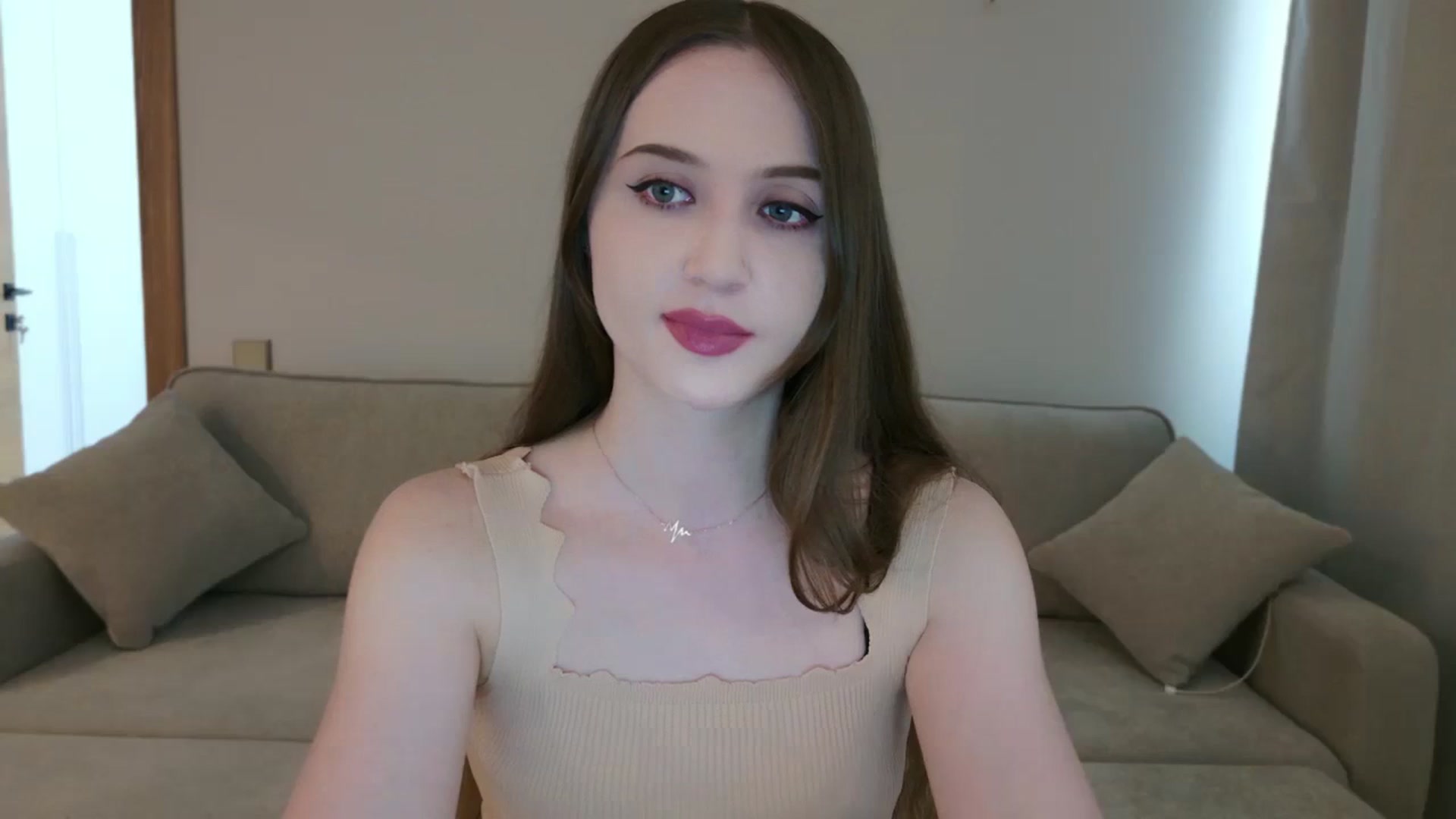 Gallery image thumbnail from Innocent_Soul's myfreecams stream on, 05/22/2024, 14:21 image 14 of 20