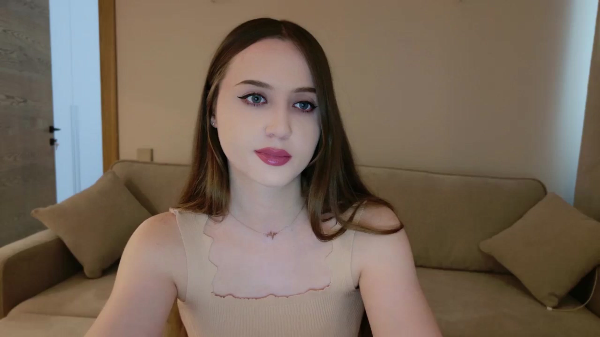 Gallery image thumbnail from Innocent_Soul's myfreecams stream on, 05/22/2024, 15:24 image 11 of 20