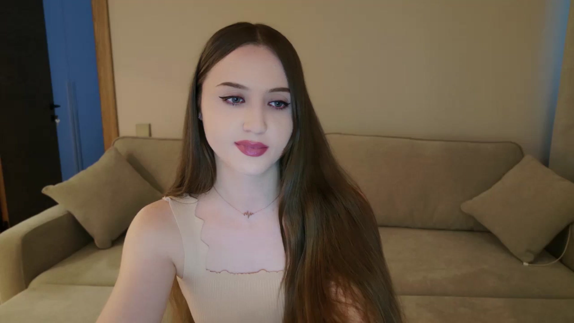 Gallery image thumbnail from Innocent_Soul's myfreecams stream on, 05/22/2024, 16:45 image 20 of 20