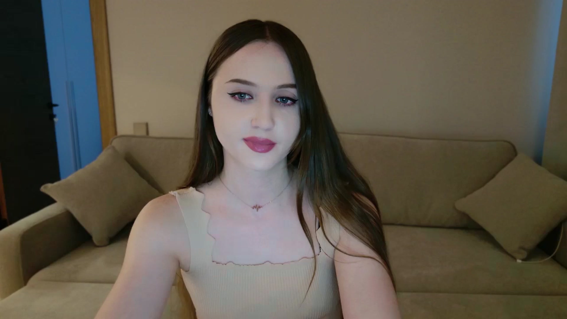 Gallery image thumbnail from Innocent_Soul's myfreecams stream on, 05/22/2024, 16:45 image 6 of 20