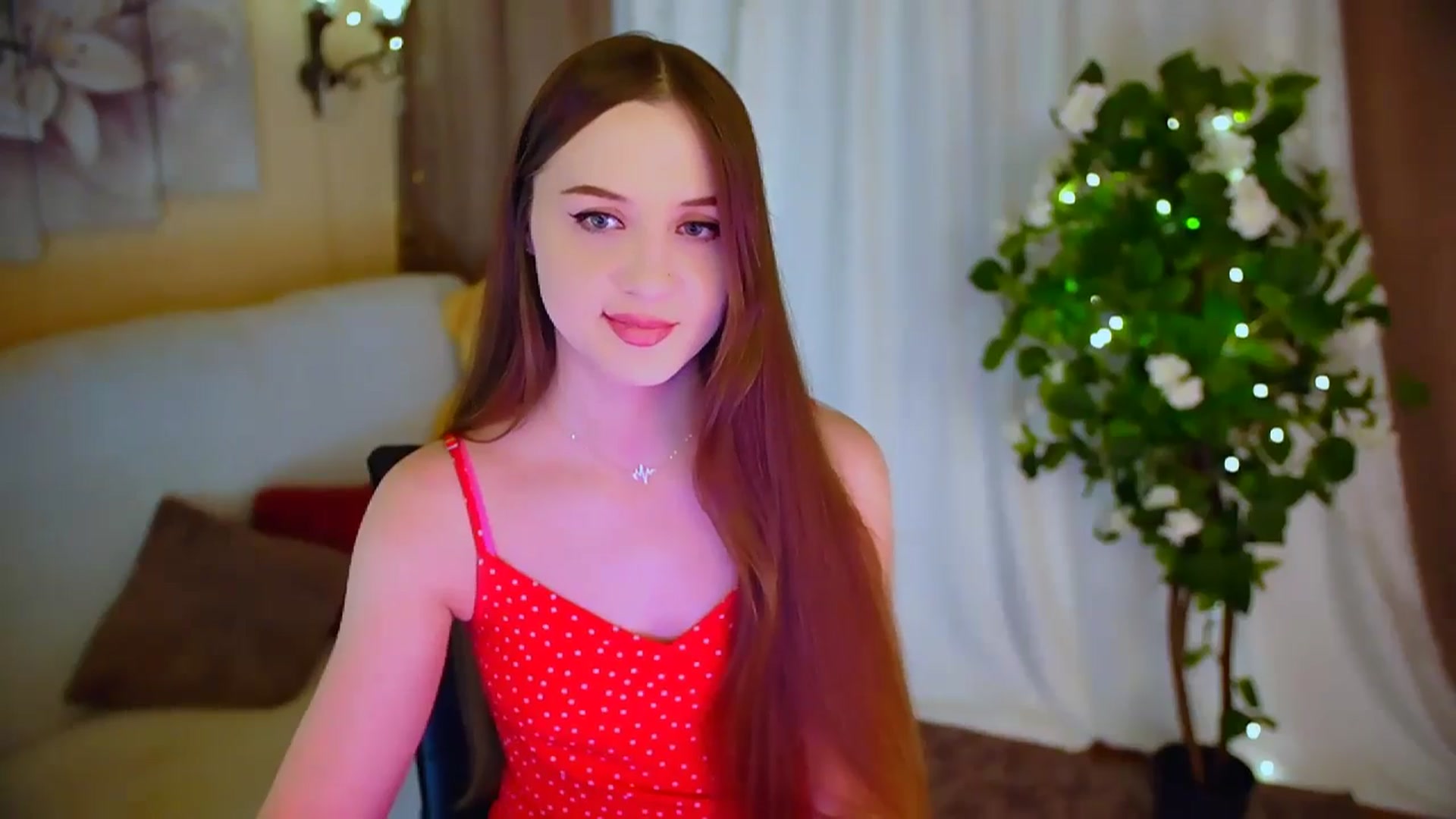 Gallery image thumbnail from Innocent_Soul's myfreecams stream on, 05/24/2024, 18:13 image 6 of 20