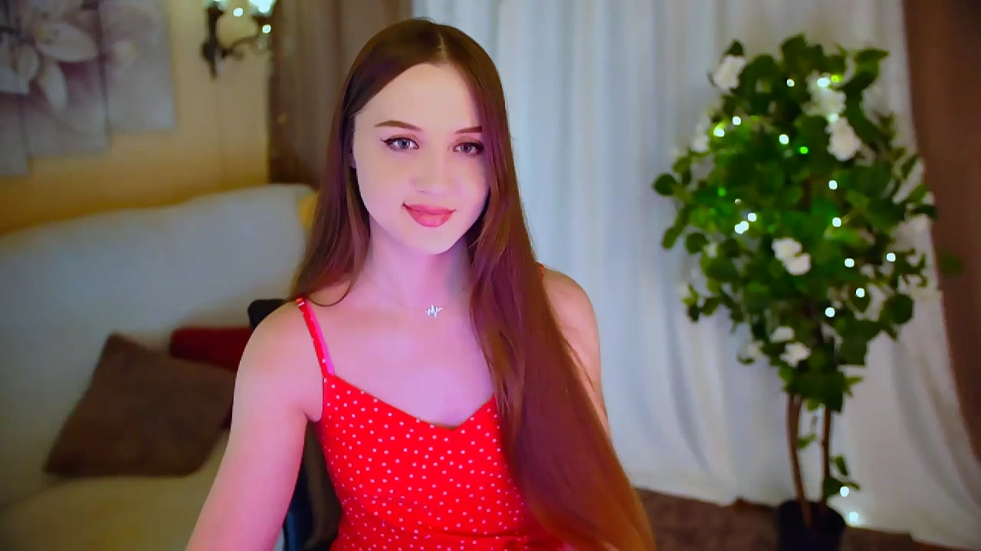 Gallery image thumbnail from Innocent_Soul's myfreecams stream on, 05/24/2024, 18:13 image 11 of 20