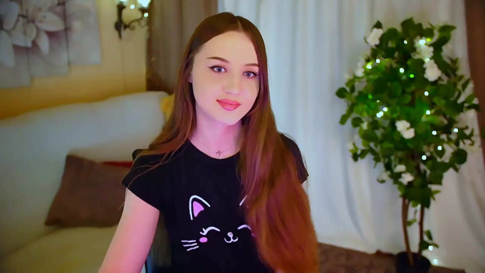 Gallery image thumbnail from Innocent_Soul's myfreecams stream on, 05/26/2024, 17:04 image 19 of 20