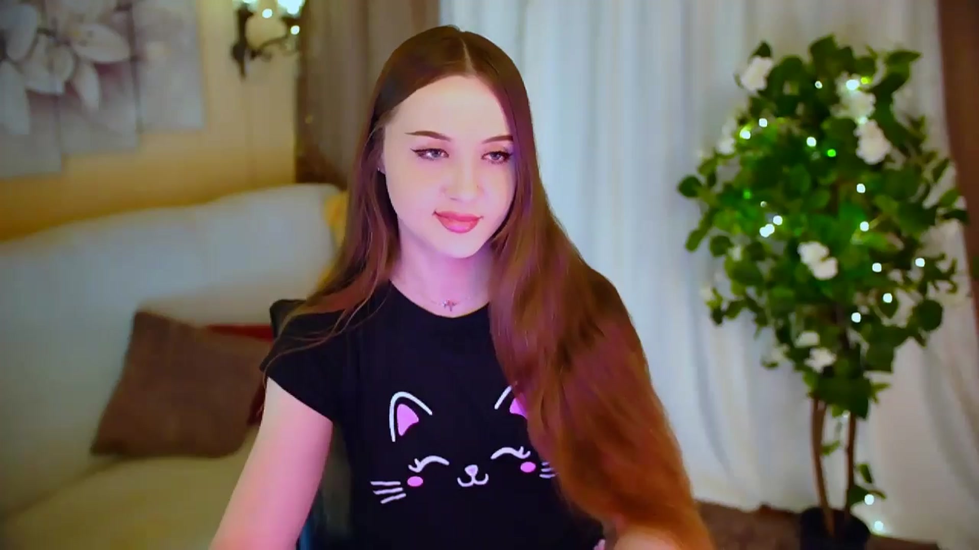 Gallery image thumbnail from Innocent_Soul's myfreecams stream on, 05/26/2024, 17:04 image 6 of 20