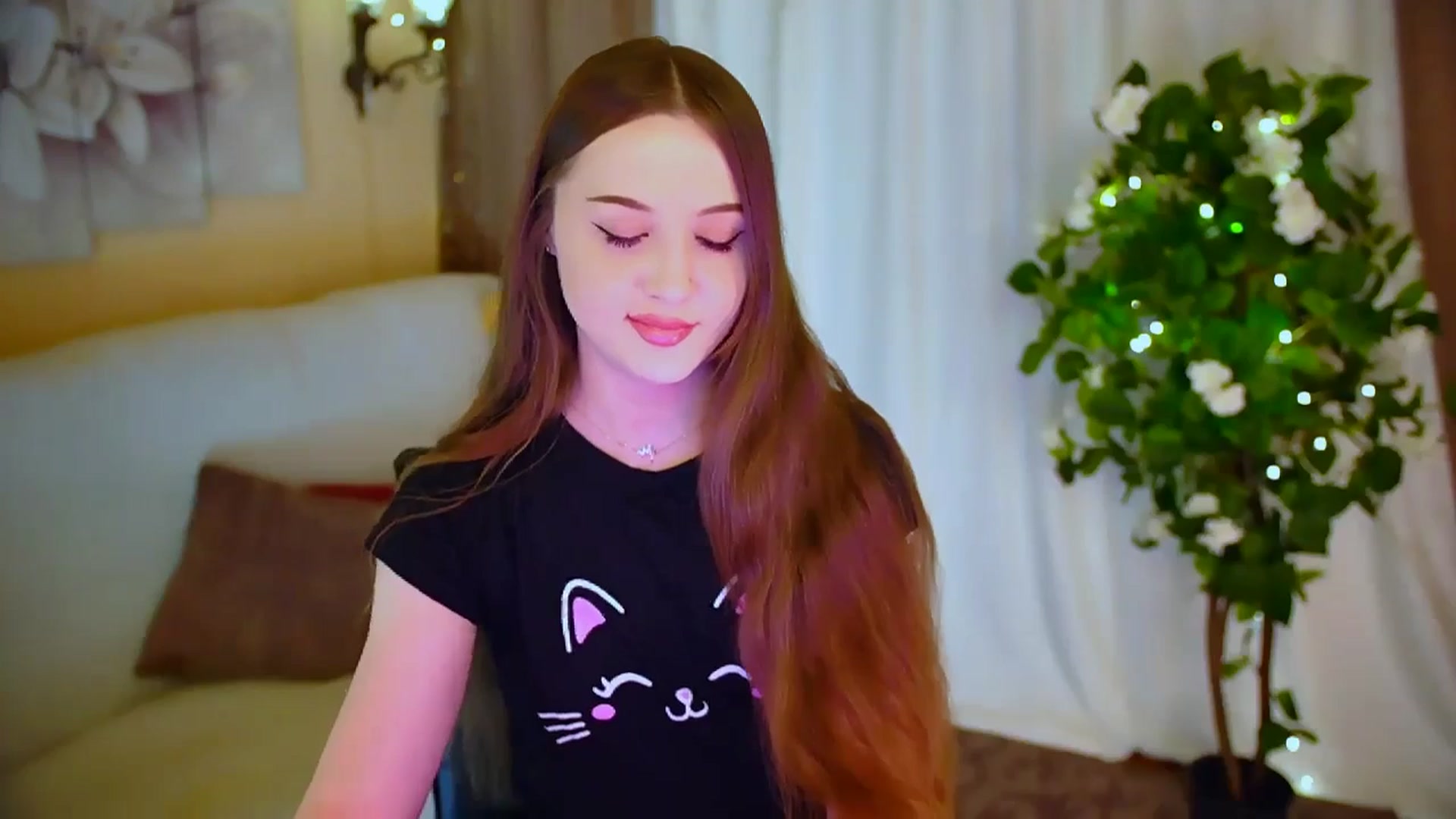 Gallery image thumbnail from Innocent_Soul's myfreecams stream on, 05/26/2024, 17:04 image 10 of 20