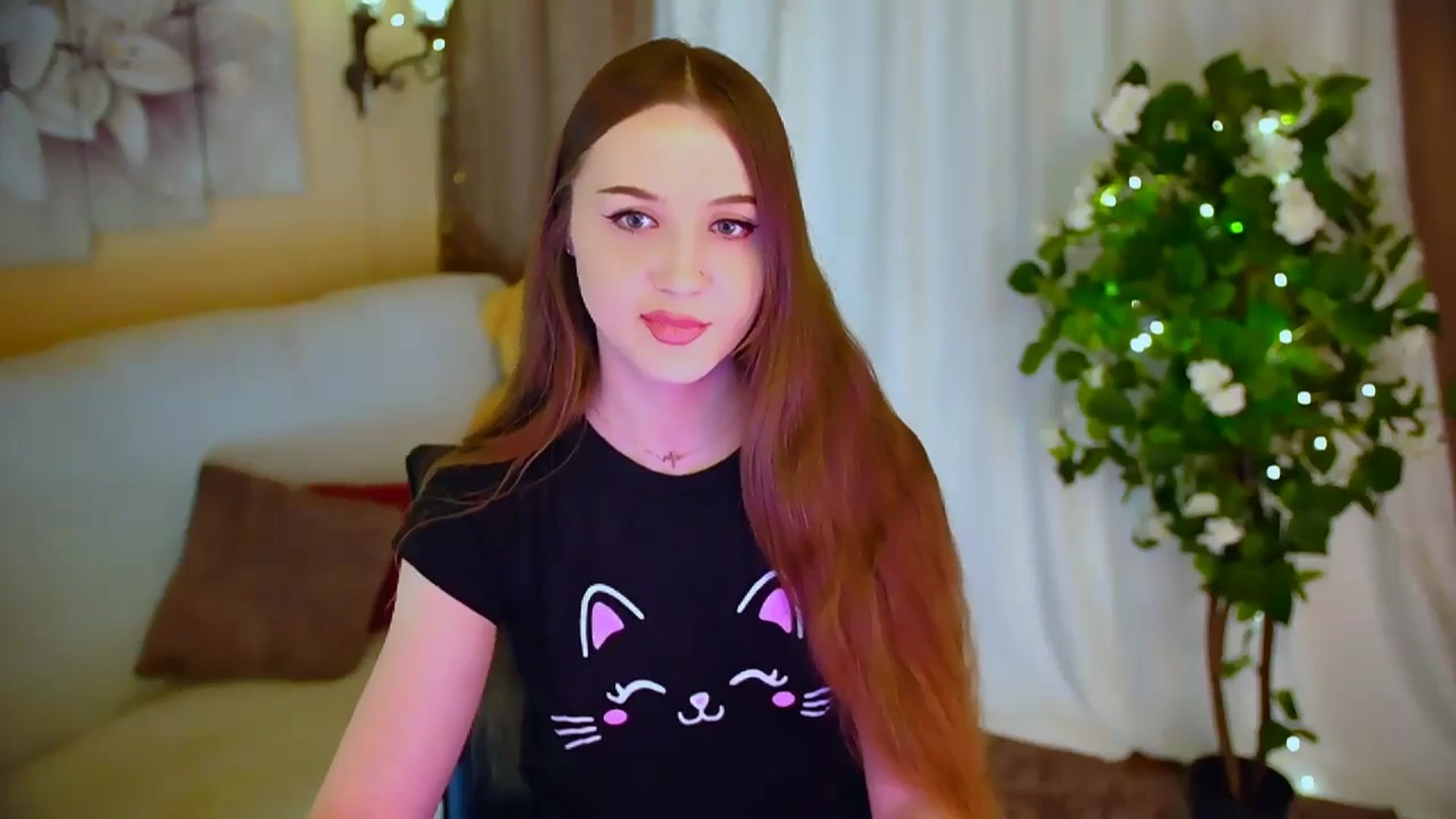 Gallery image thumbnail from Innocent_Soul's myfreecams stream on, 05/26/2024, 17:04 image 3 of 20