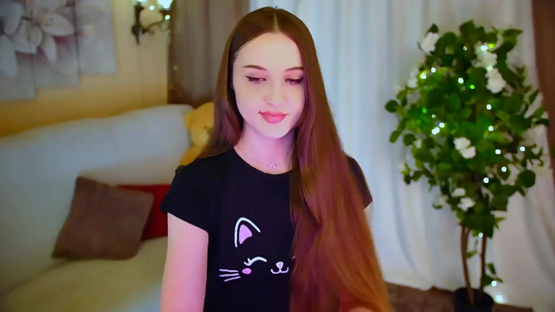 Gallery image thumbnail from Innocent_Soul's myfreecams stream on, 05/26/2024, 20:15 image 10 of 20