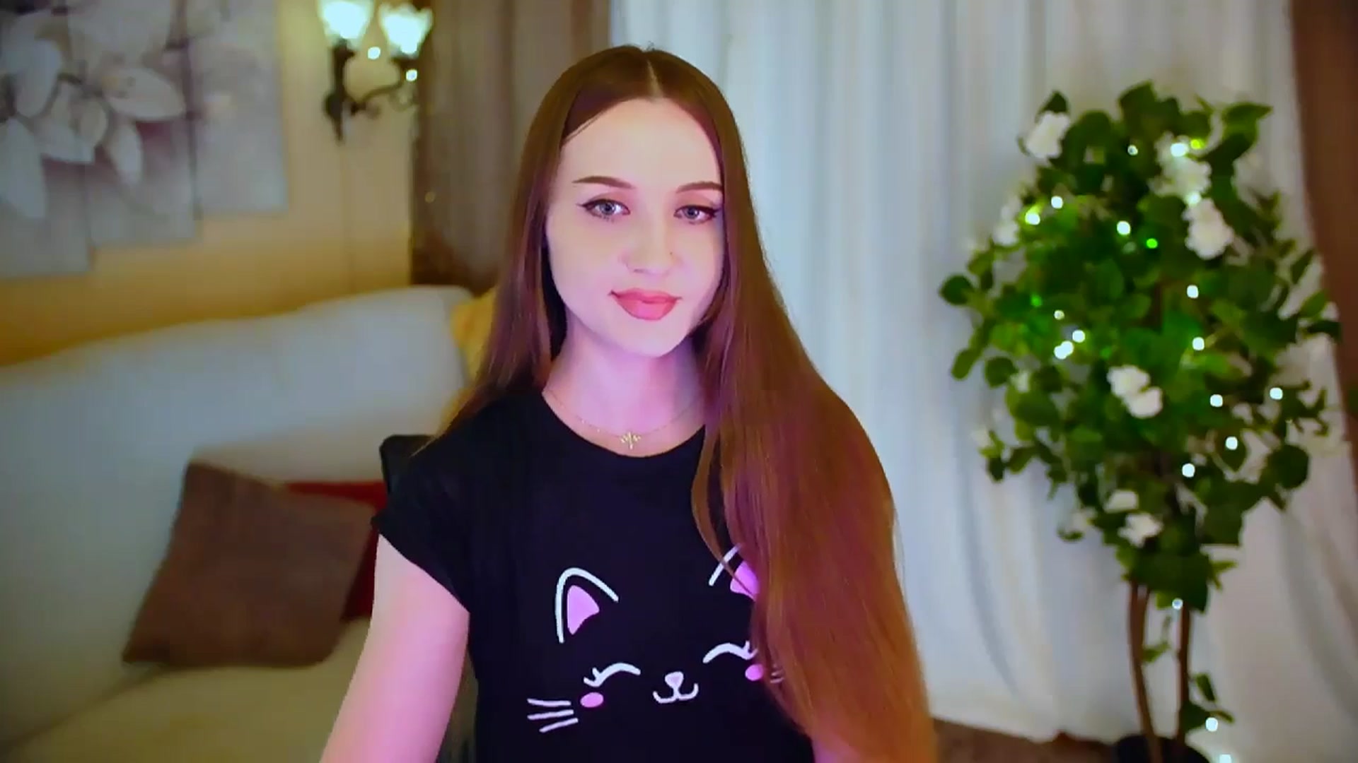 Gallery image thumbnail from Innocent_Soul's myfreecams stream on, 05/26/2024, 21:04 image 18 of 20