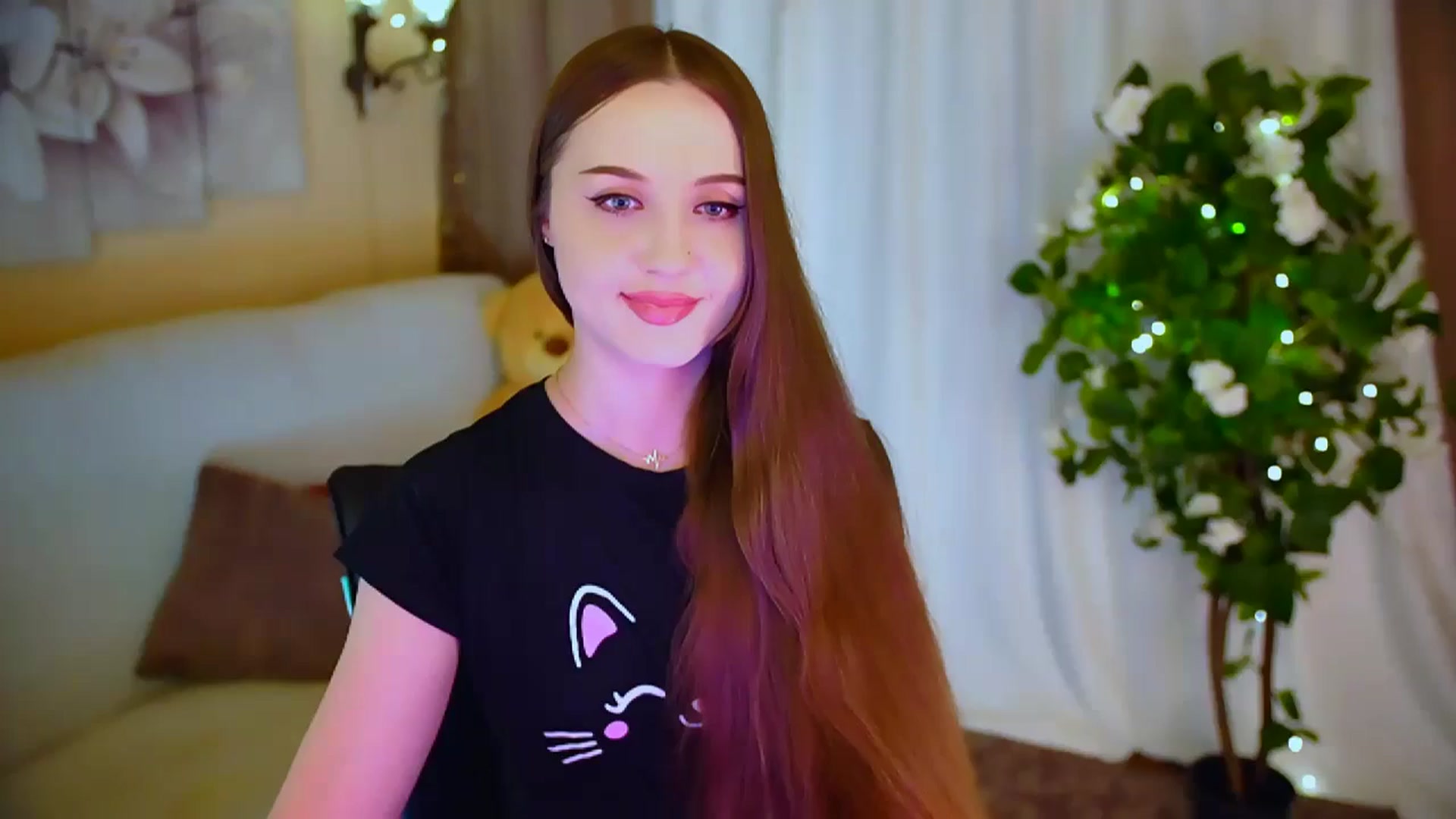 Gallery image thumbnail from Innocent_Soul's myfreecams stream on, 05/26/2024, 21:04 image 13 of 20
