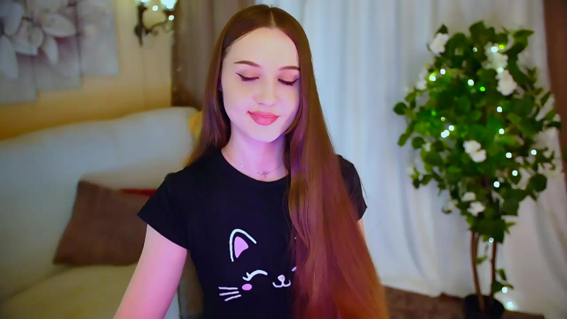Gallery image thumbnail from Innocent_Soul's myfreecams stream on, 05/26/2024, 21:04 image 2 of 20