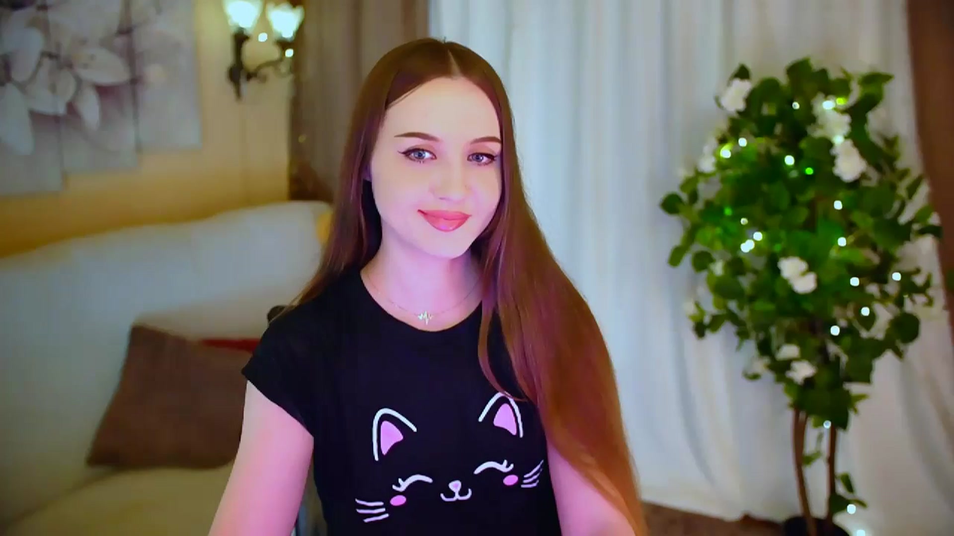Gallery image thumbnail from Innocent_Soul's myfreecams stream on, 05/26/2024, 21:04 image 16 of 20