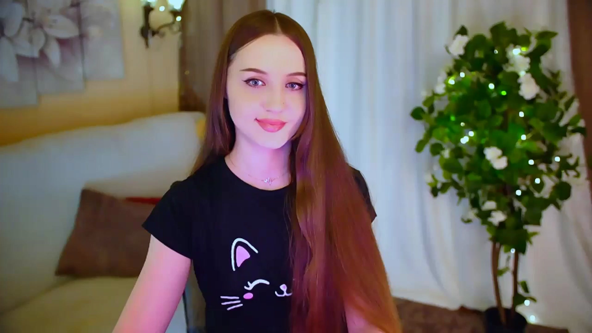 Gallery image thumbnail from Innocent_Soul's myfreecams stream on, 05/26/2024, 21:04 image 4 of 20