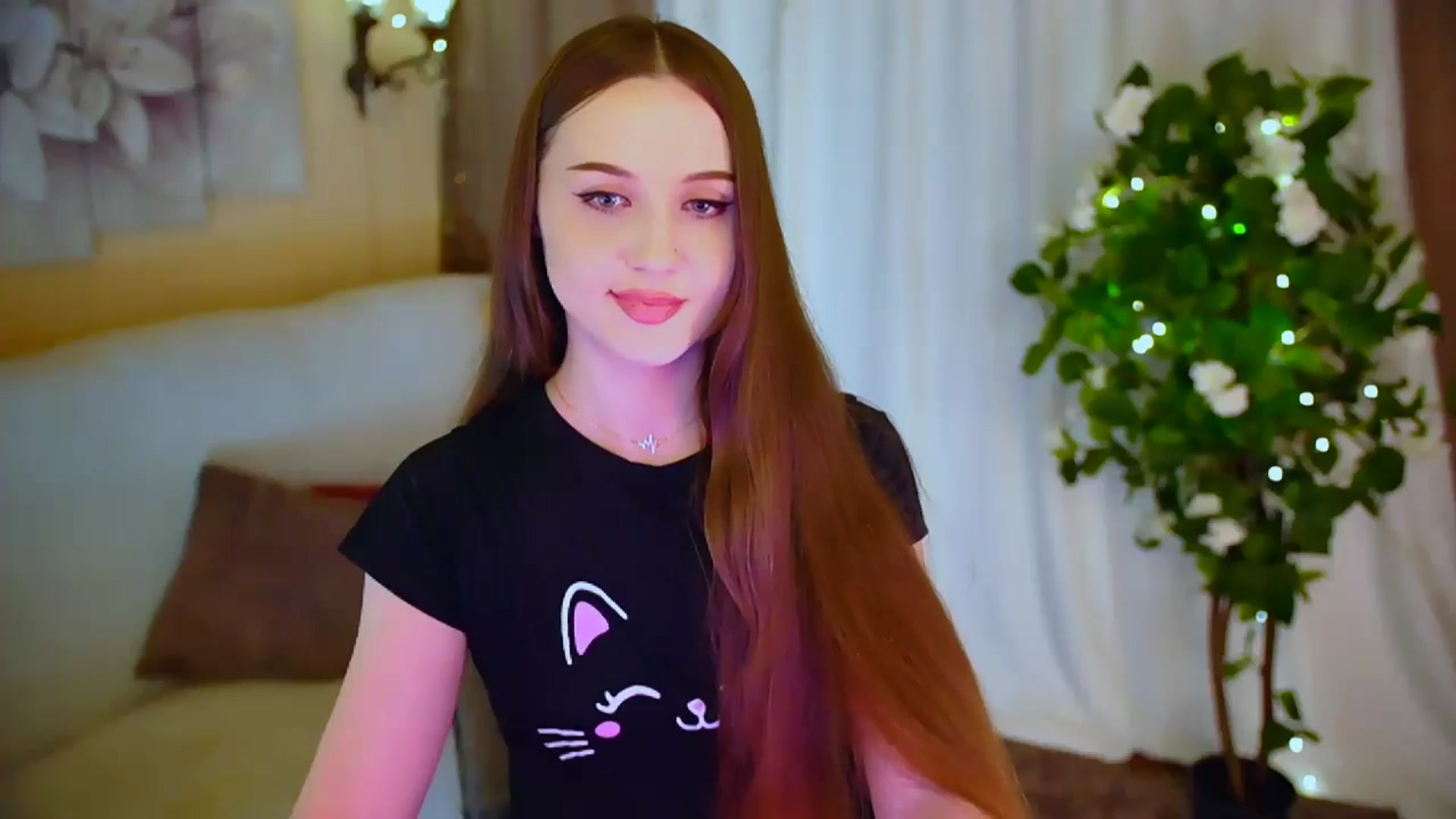 Gallery image thumbnail from Innocent_Soul's myfreecams stream on, 05/26/2024, 21:04 image 3 of 20