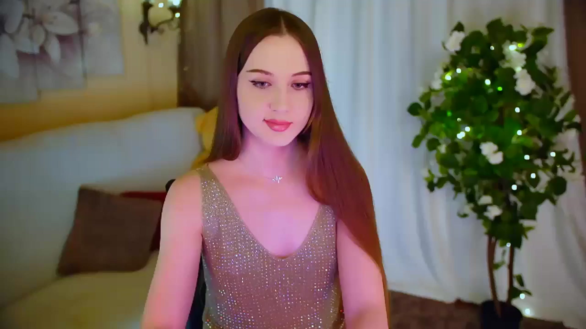 Gallery image thumbnail from Innocent_Soul's myfreecams stream on, 05/27/2024, 18:35 image 1 of 20