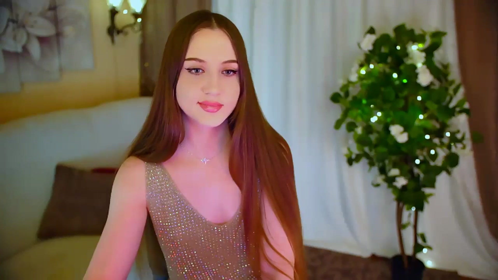 Gallery image thumbnail from Innocent_Soul's myfreecams stream on, 05/27/2024, 21:16 image 5 of 20