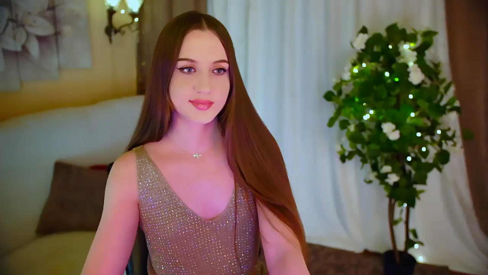 Gallery image thumbnail from Innocent_Soul's myfreecams stream on, 05/27/2024, 21:16 image 18 of 20
