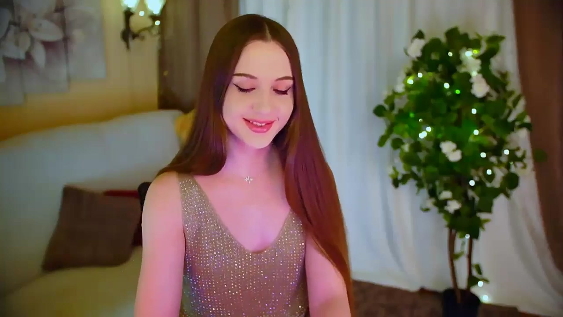 Gallery image thumbnail from Innocent_Soul's myfreecams stream on, 05/27/2024, 21:16 image 7 of 20