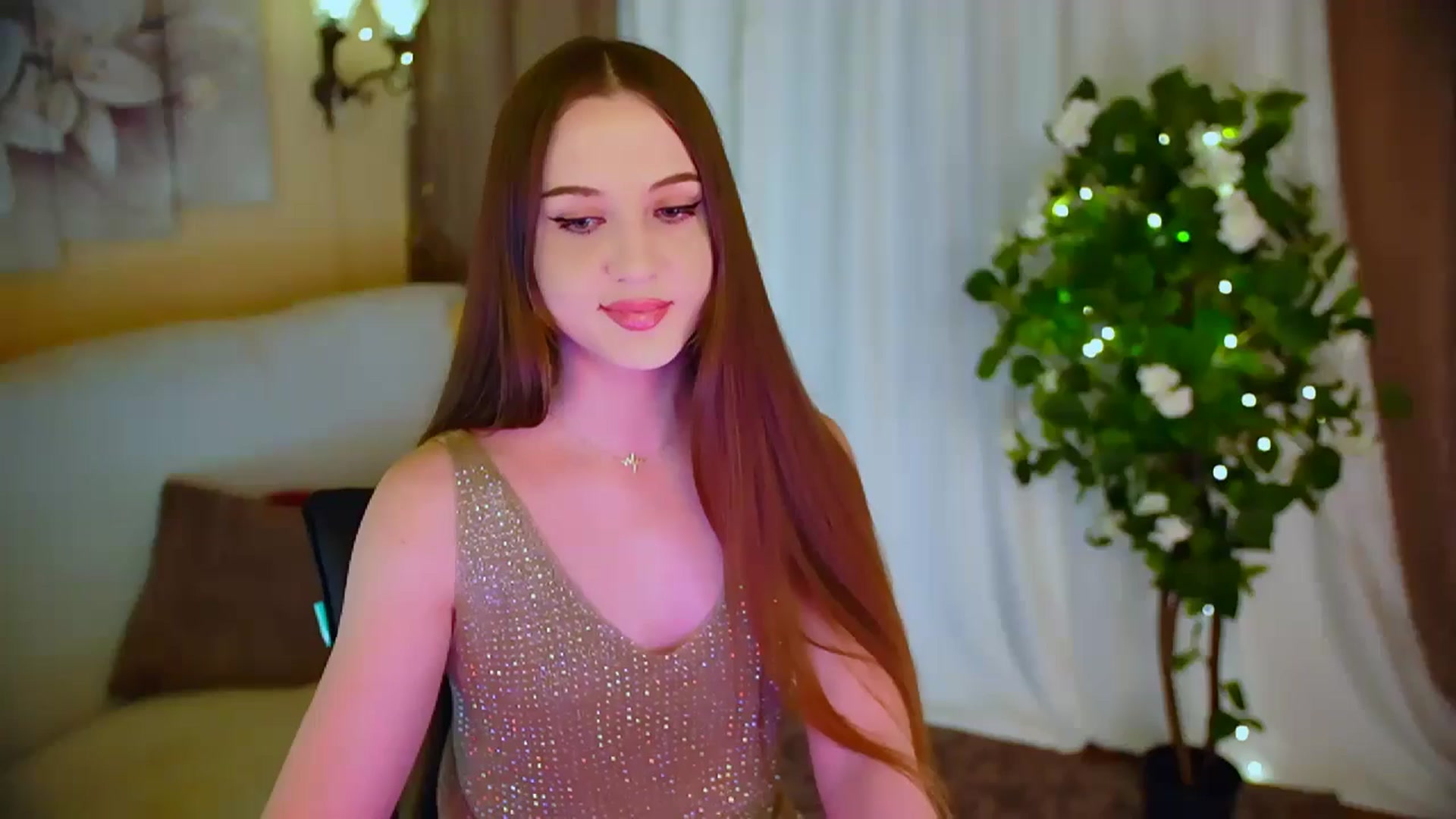 Gallery image thumbnail from Innocent_Soul's myfreecams stream on, 05/27/2024, 21:16 image 16 of 20