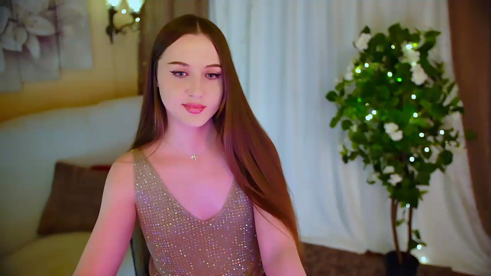 Gallery image thumbnail from Innocent_Soul's myfreecams stream on, 05/27/2024, 22:19 image 4 of 20