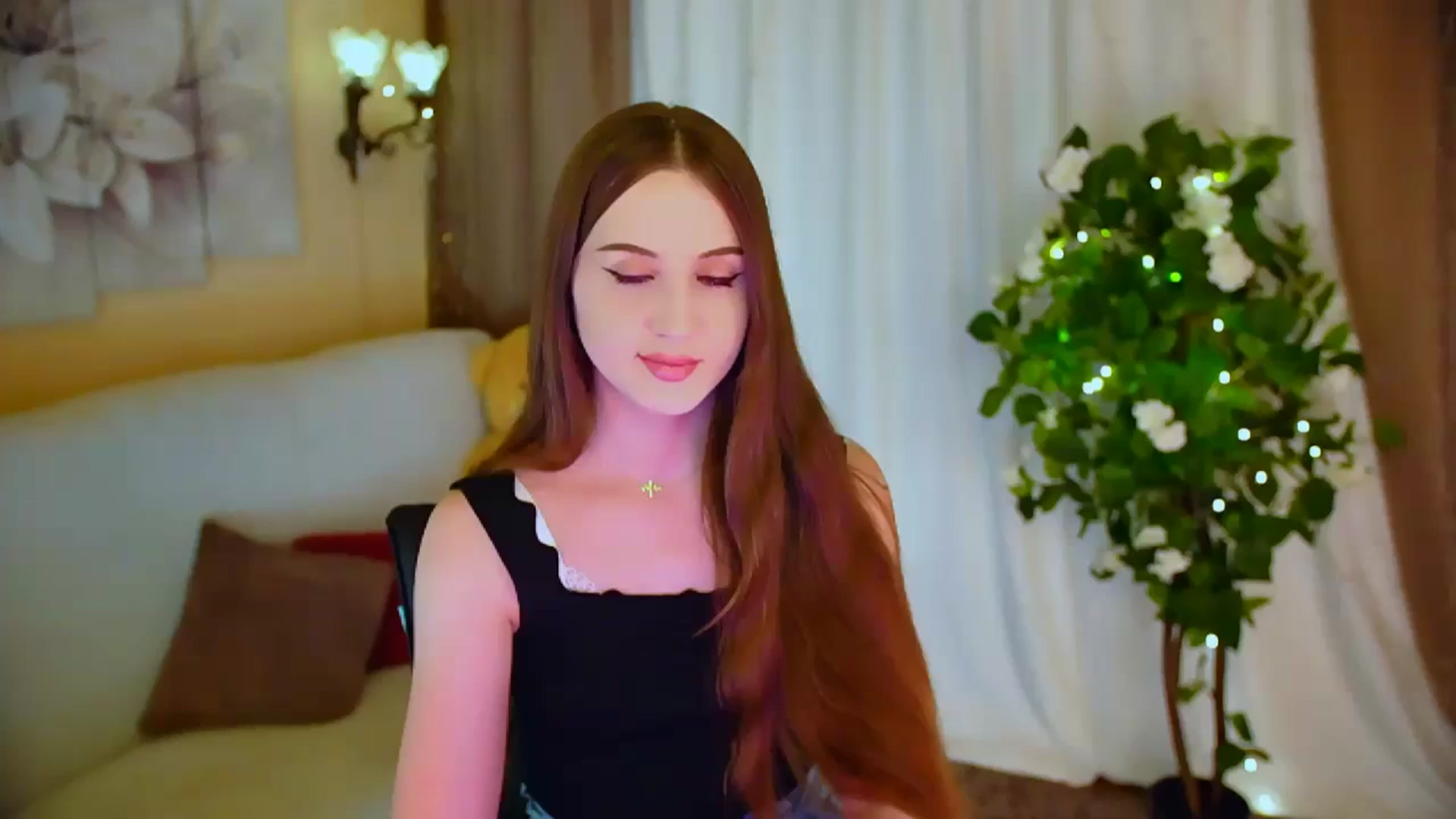Gallery image thumbnail from Innocent_Soul's myfreecams stream on, 05/30/2024, 15:07 image 16 of 20