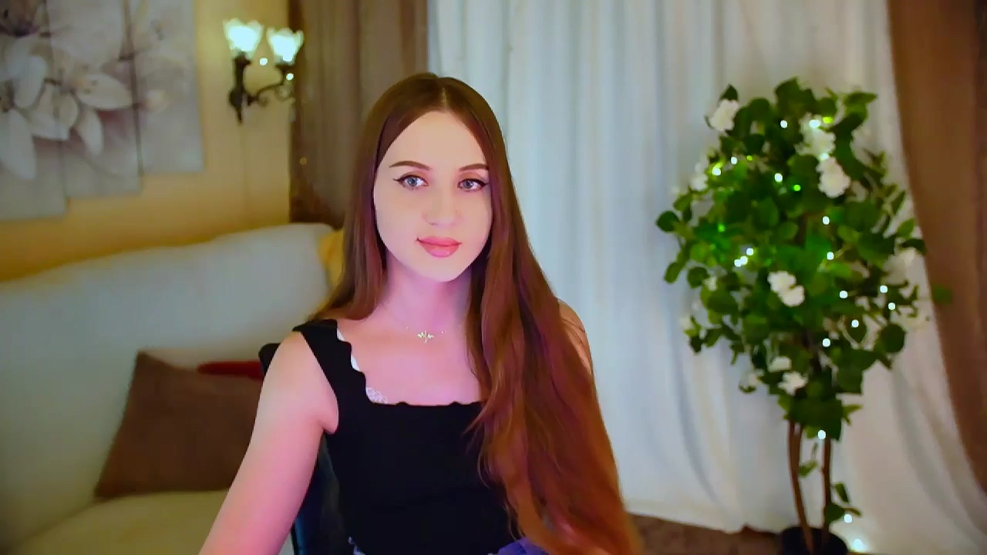 Gallery image thumbnail from Innocent_Soul's myfreecams stream on, 05/30/2024, 15:07 image 6 of 20