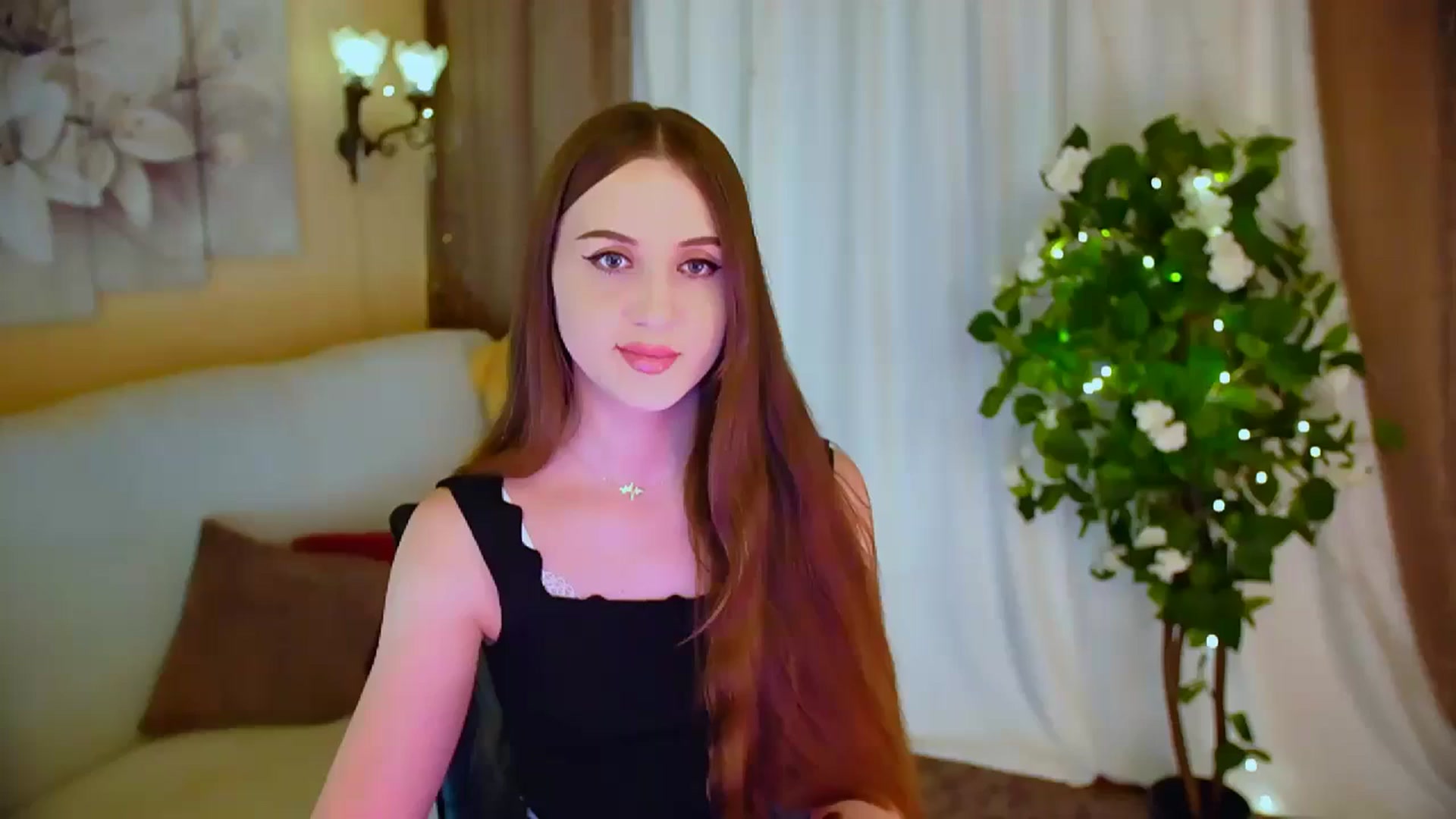 Gallery image thumbnail from Innocent_Soul's myfreecams stream on, 05/30/2024, 15:58 image 1 of 20