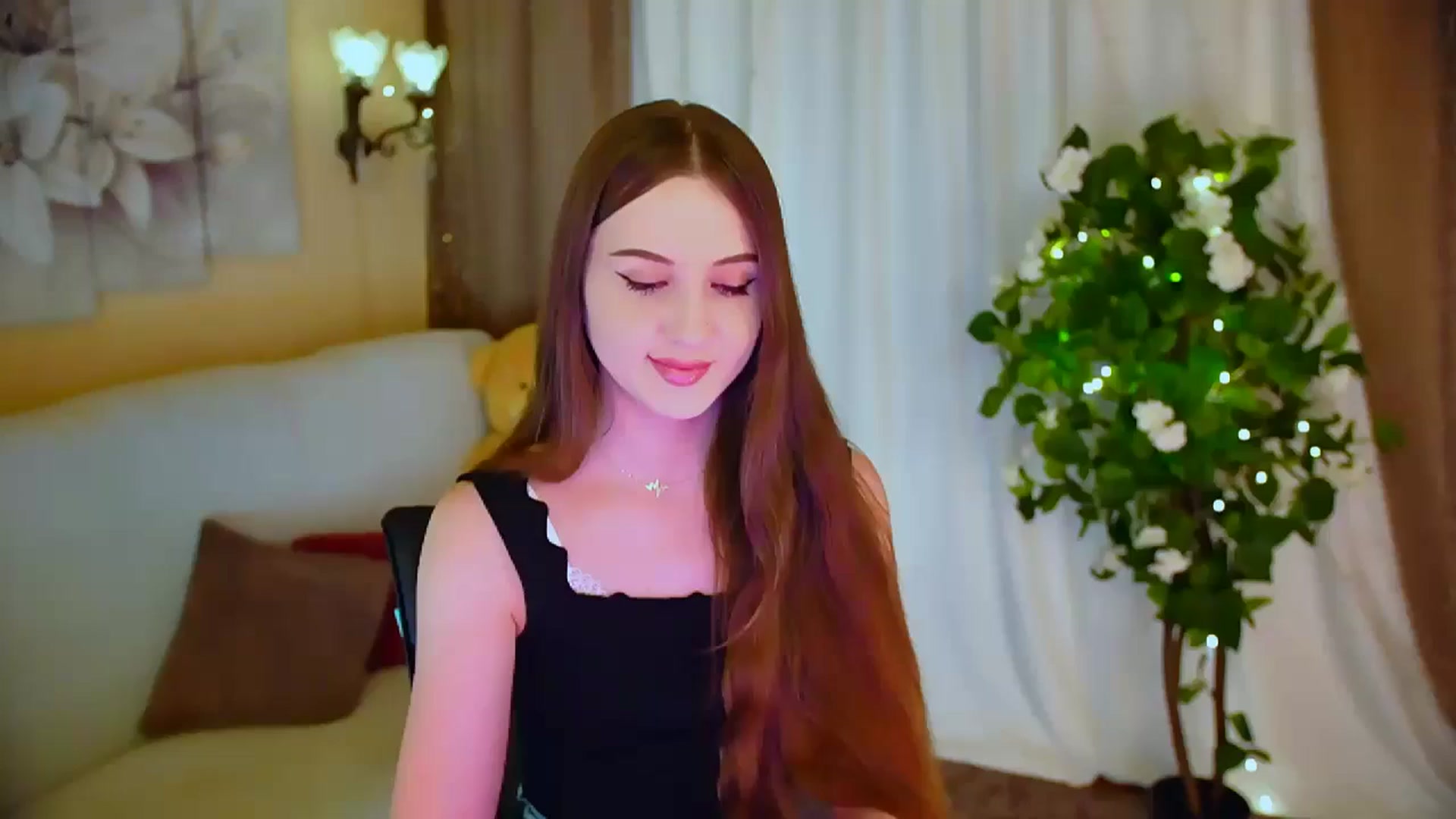 Gallery image thumbnail from Innocent_Soul's myfreecams stream on, 05/30/2024, 15:58 image 3 of 20