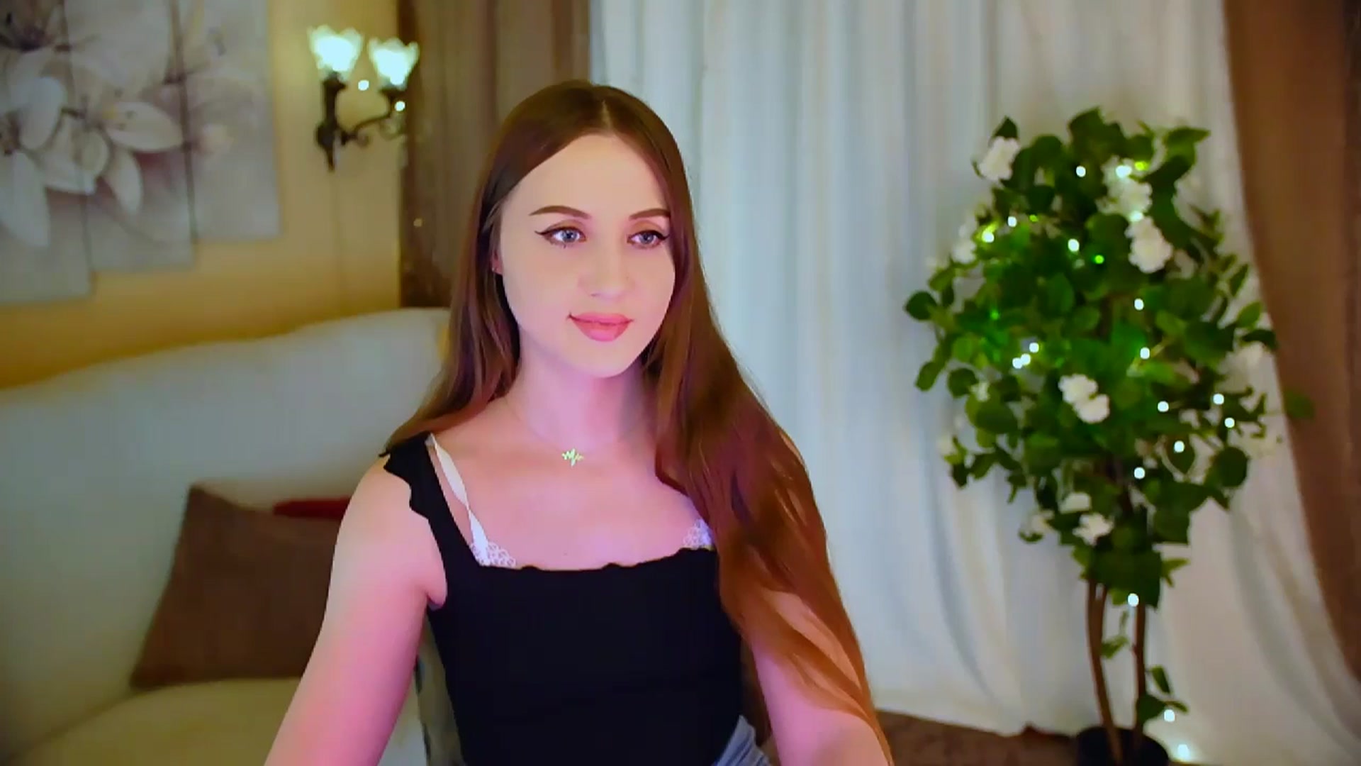 Gallery image thumbnail from Innocent_Soul's myfreecams stream on, 05/30/2024, 16:42 image 3 of 20
