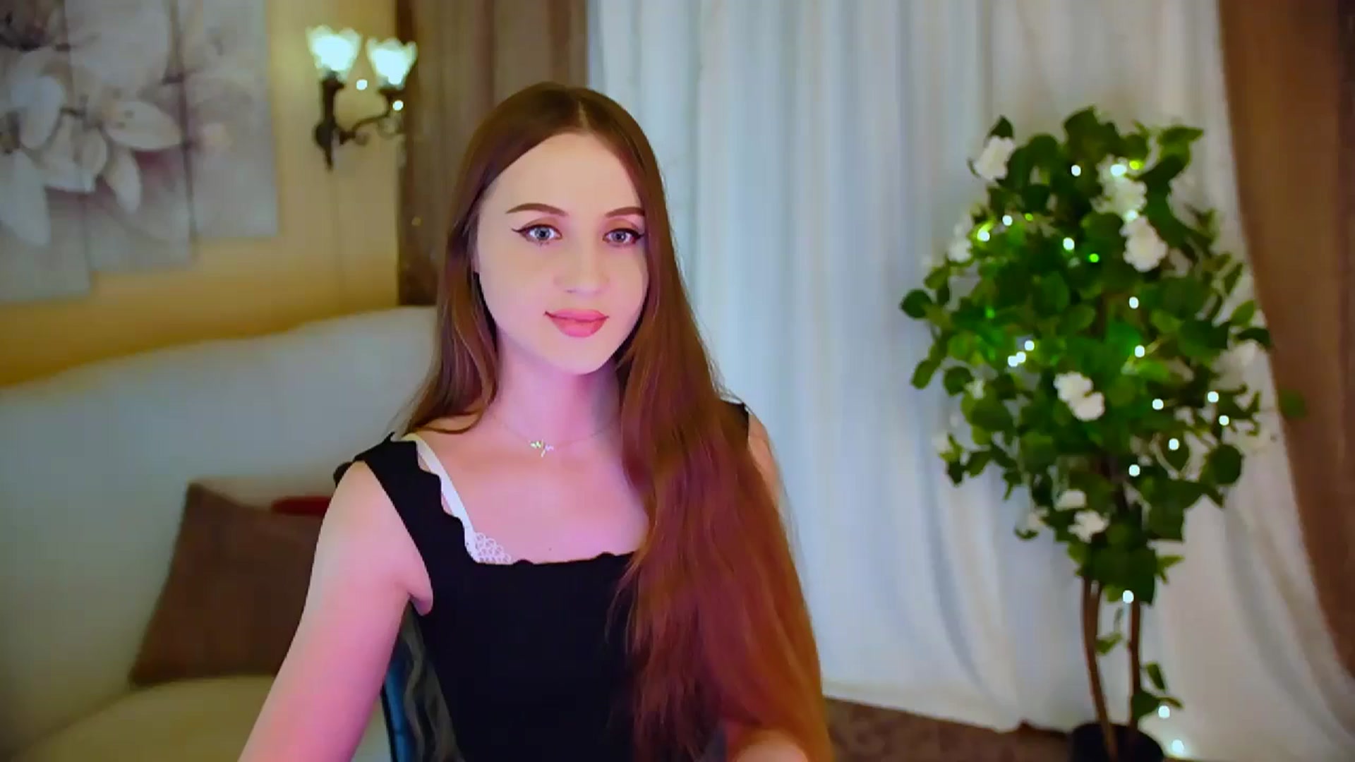 Gallery image thumbnail from Innocent_Soul's myfreecams stream on, 05/30/2024, 16:42 image 13 of 20