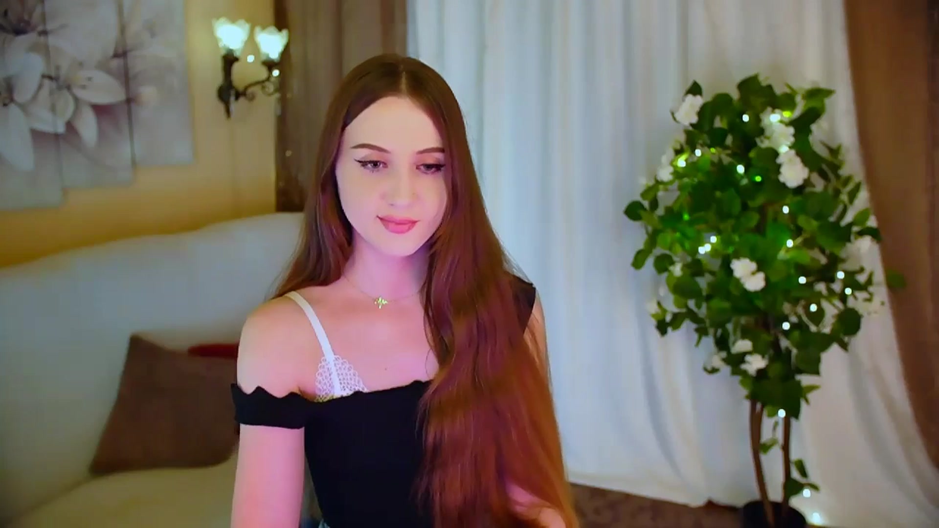Gallery image thumbnail from Innocent_Soul's myfreecams stream on, 05/30/2024, 16:59 image 7 of 20