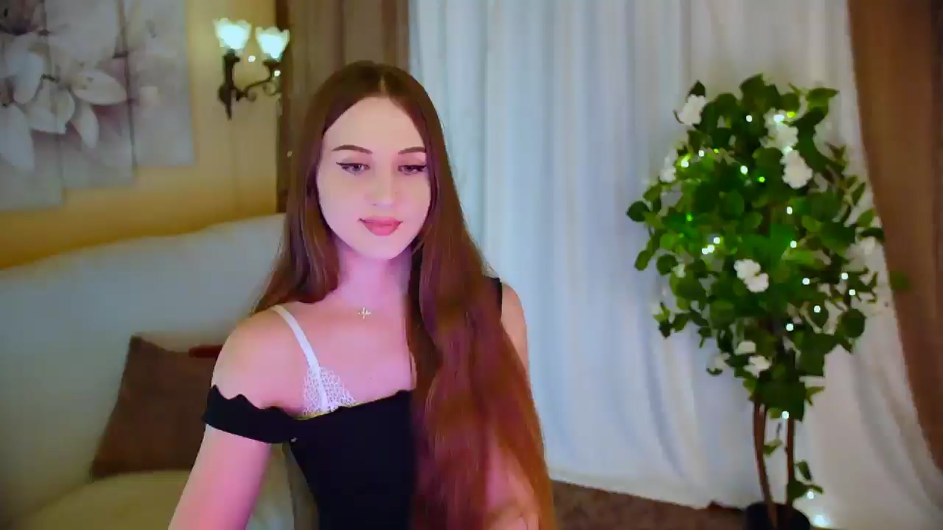 Gallery image thumbnail from Innocent_Soul's myfreecams stream on, 05/30/2024, 16:59 image 19 of 20