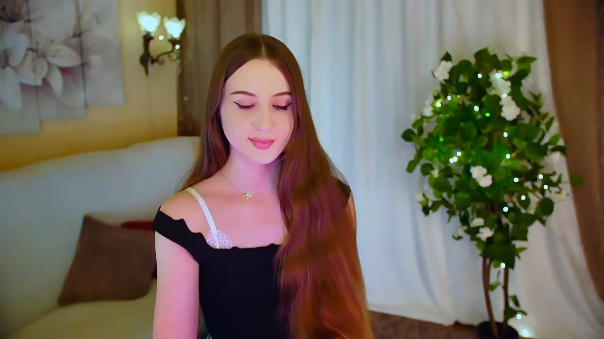 Gallery image thumbnail from Innocent_Soul's myfreecams stream on, 05/30/2024, 16:59 image 5 of 20