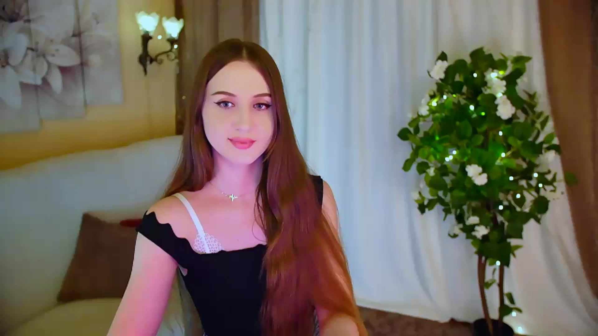 Gallery image thumbnail from Innocent_Soul's myfreecams stream on, 05/30/2024, 16:59 image 16 of 20