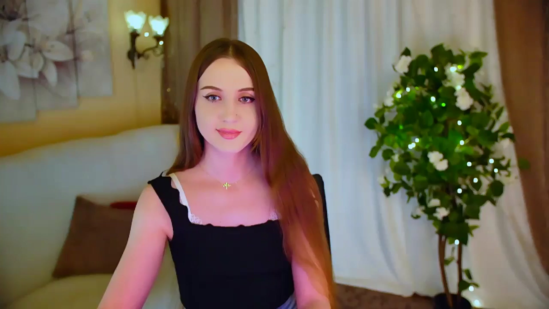 Gallery image thumbnail from Innocent_Soul's myfreecams stream on, 05/30/2024, 17:40 image 1 of 20