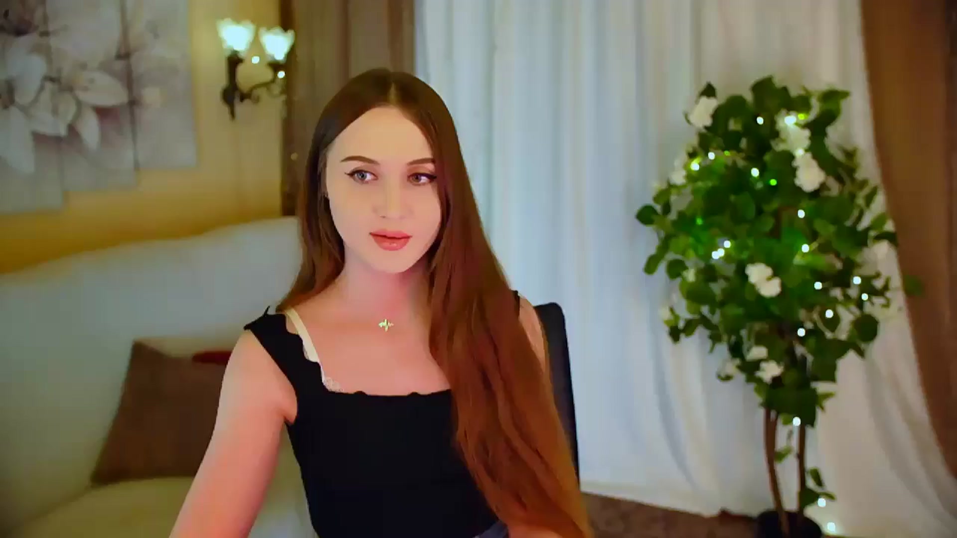 Gallery image thumbnail from Innocent_Soul's myfreecams stream on, 05/30/2024, 17:40 image 9 of 20