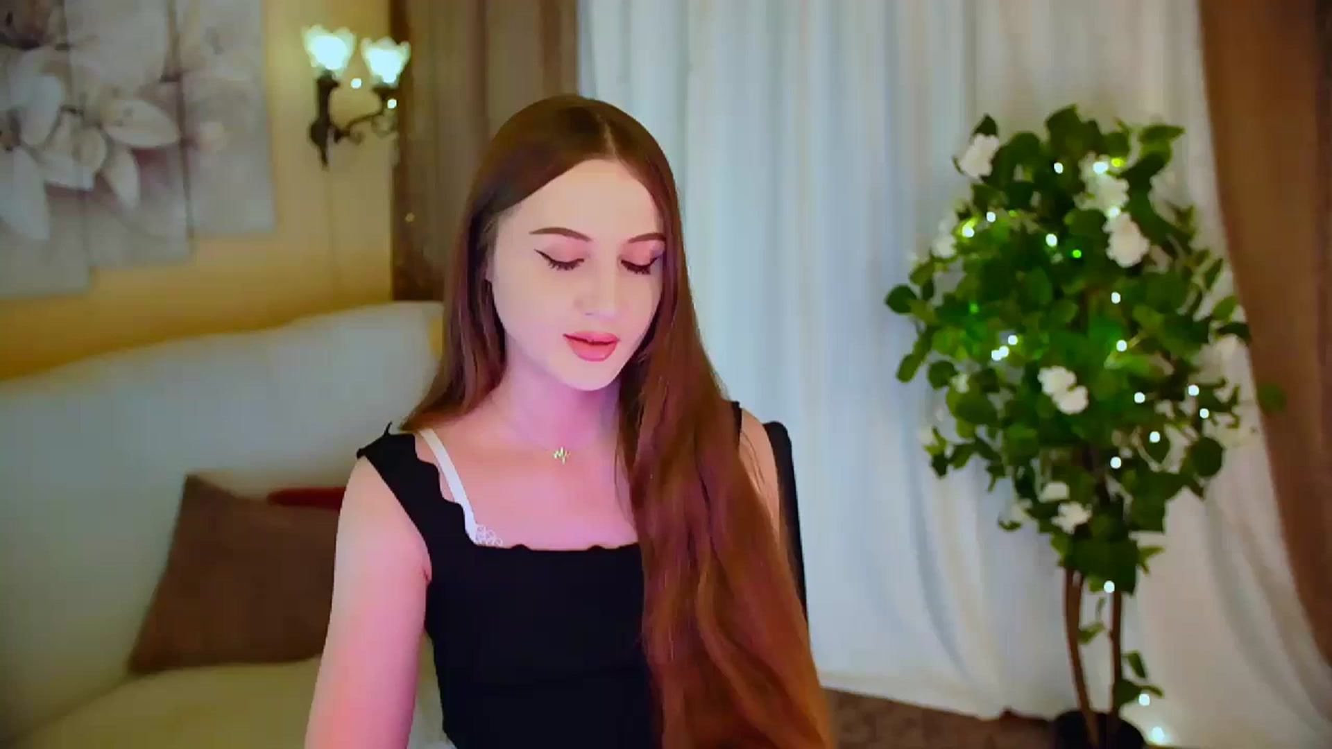 Gallery image thumbnail from Innocent_Soul's myfreecams stream on, 05/30/2024, 17:40 image 20 of 20