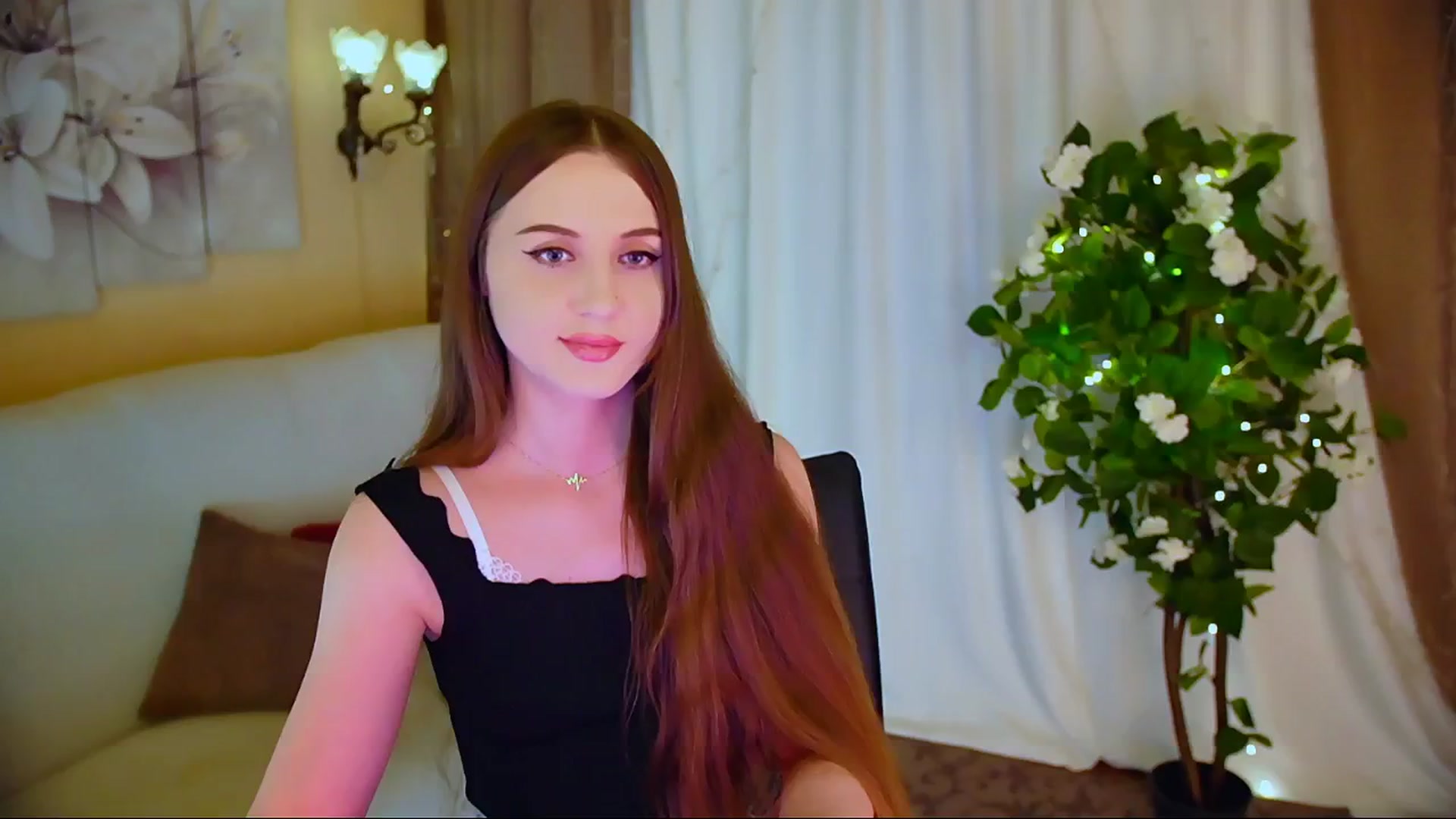 Gallery image thumbnail from Innocent_Soul's myfreecams stream on, 05/30/2024, 18:18 image 9 of 20