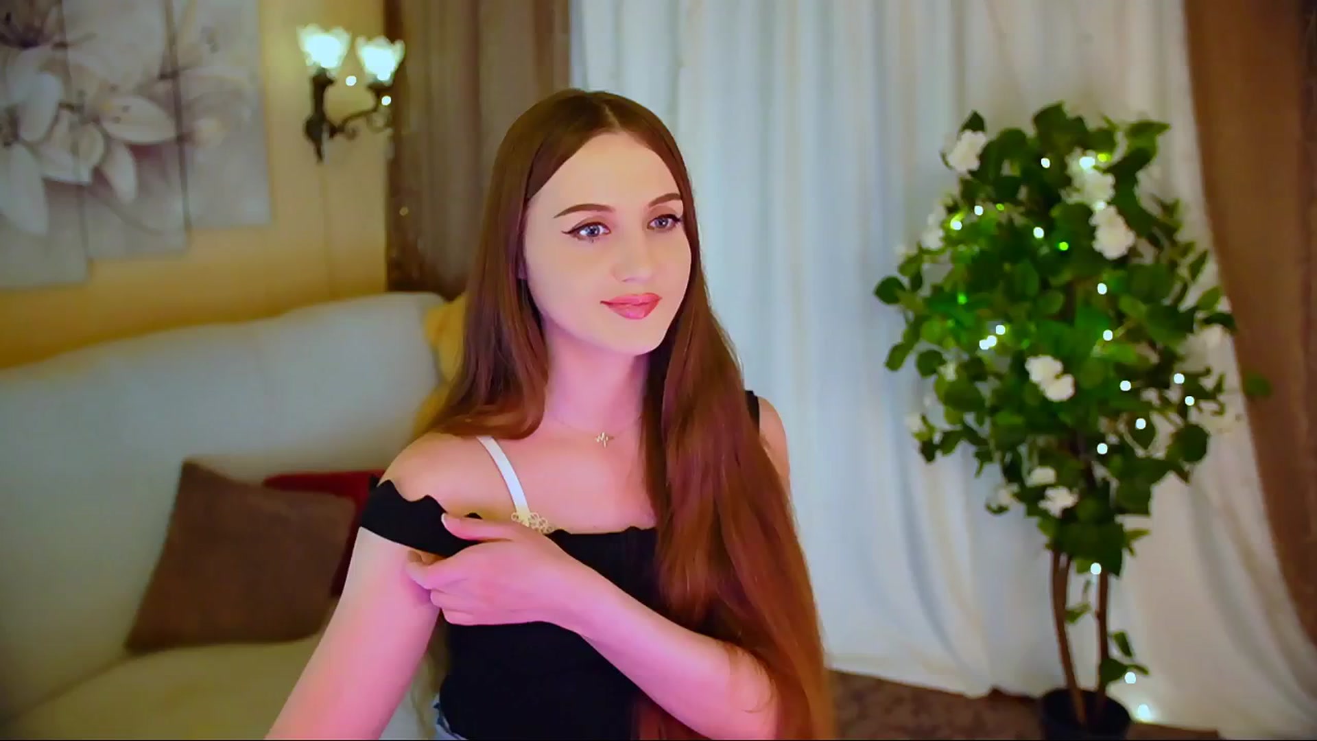 Gallery image thumbnail from Innocent_Soul's myfreecams stream on, 05/30/2024, 18:18 image 20 of 20